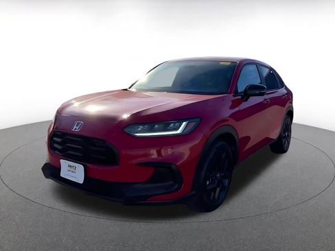 Used 2025 Honda HR-V Sport image 4