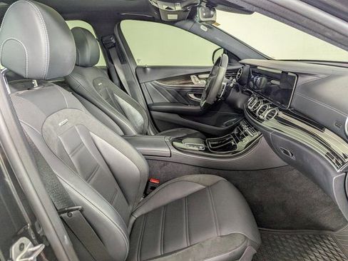 Used 2022 Mercedes-Benz E 53 AMG 4MATIC Sedan image 29