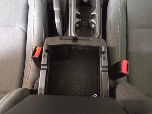 New 2026 Jeep Gladiator Sport image 25