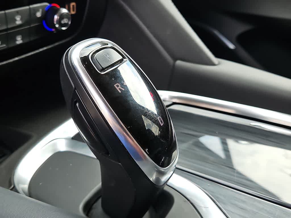 Used 2021 Buick Enclave Essence FWD image 21
