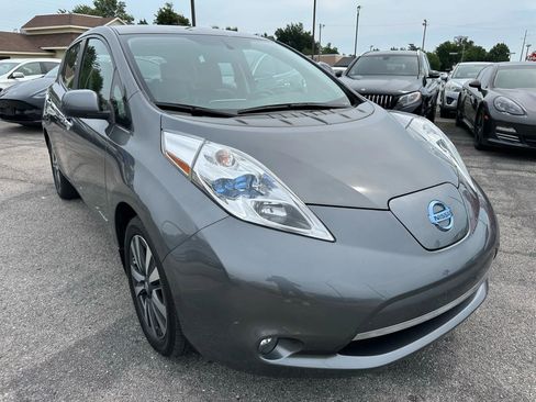Used 2017 Nissan Leaf SL image 30