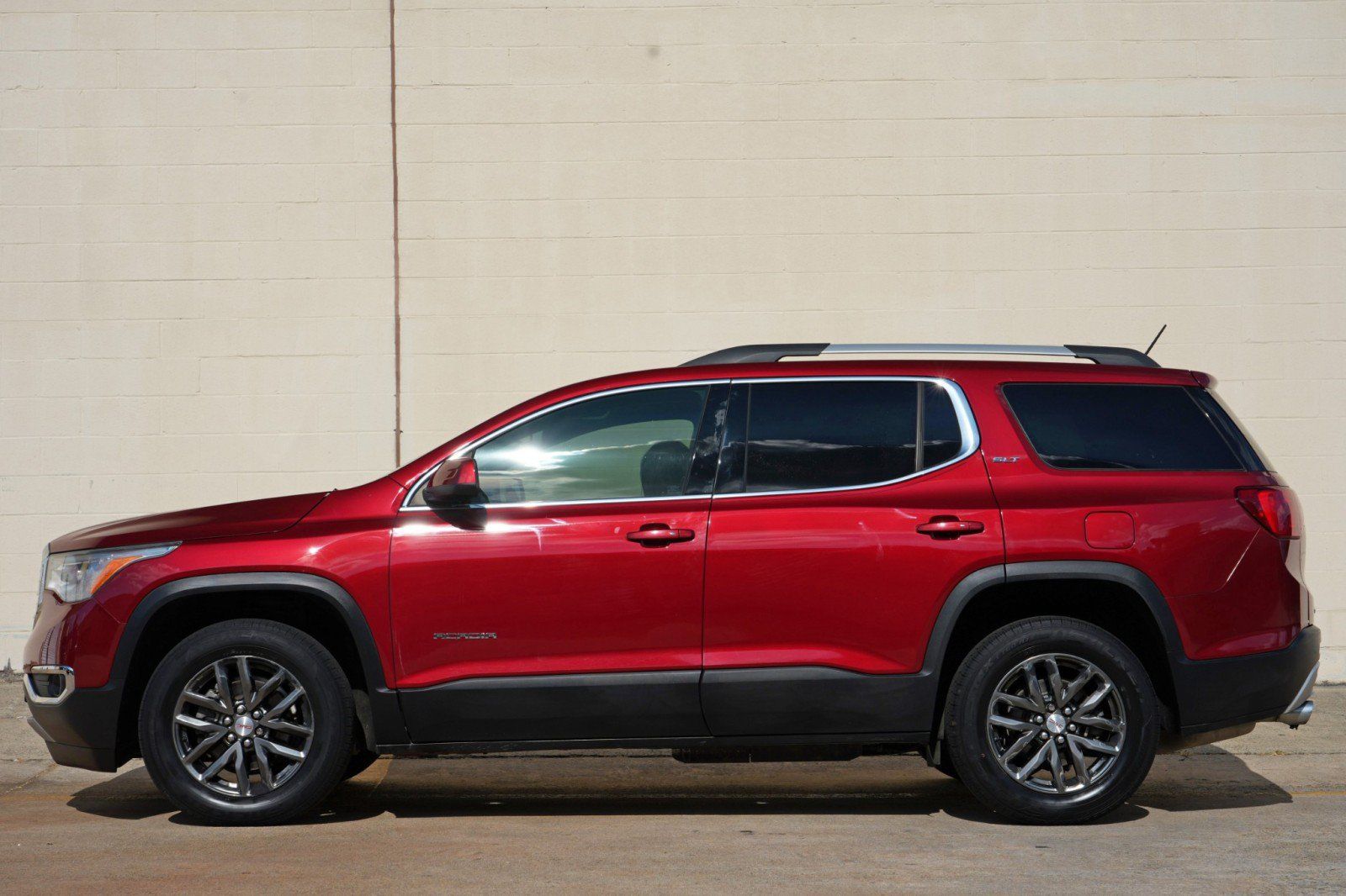 Used 2019 GMC Acadia SLT FWD image 8