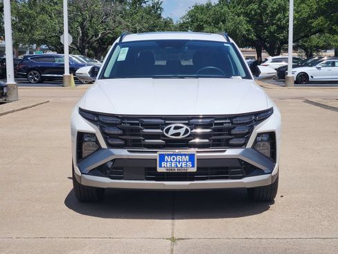Certified 2025 Hyundai Tucson SEL FWD image 2
