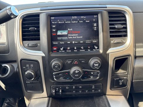 Used 2018 RAM 2500 Big Horn w/ Harvest Edition image 18