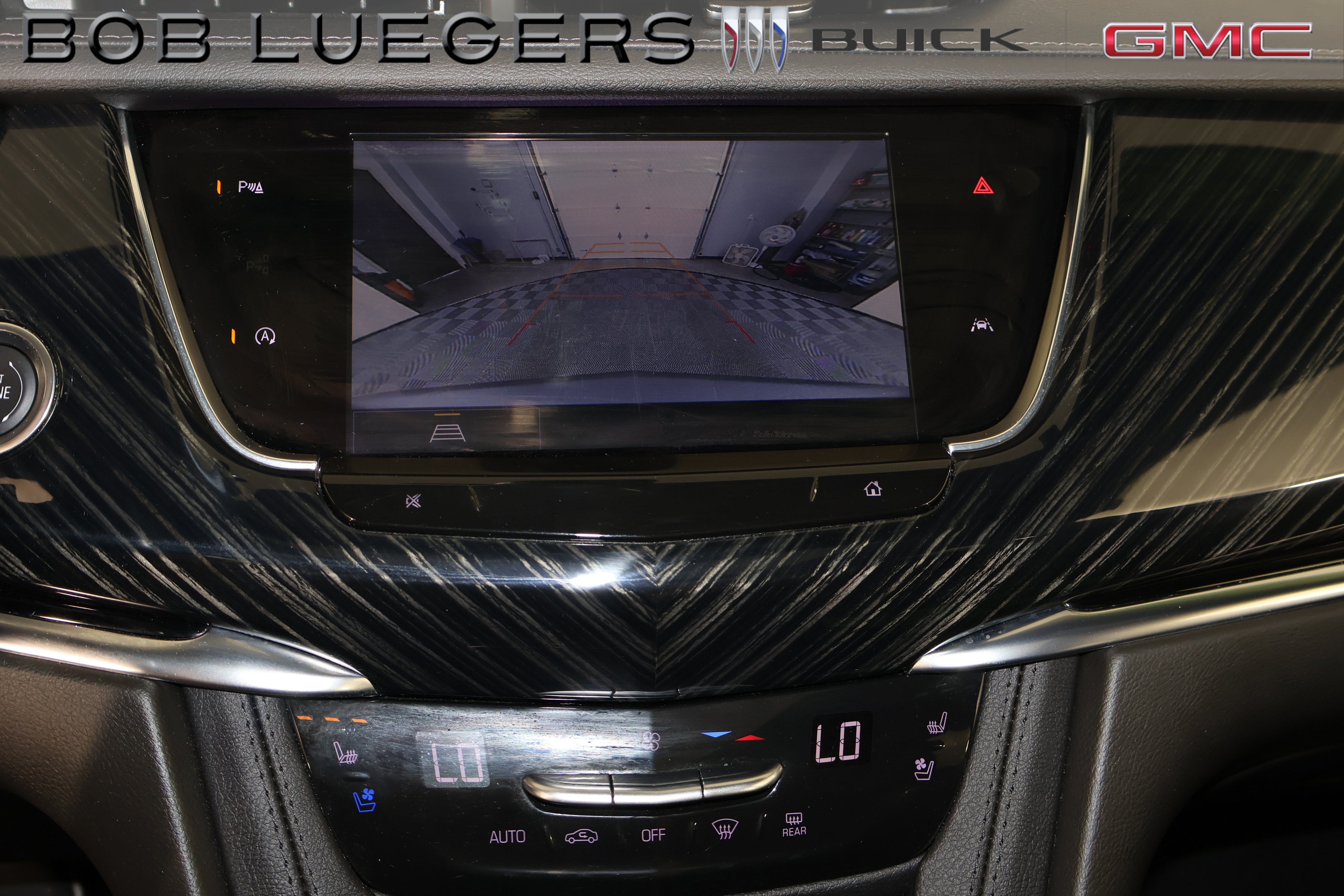 Certified 2025 Cadillac XT6 Premium Luxury FWD image 26