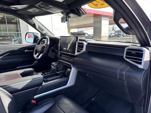Used 2024 Toyota Sequoia Platinum AWD/4WD image 15