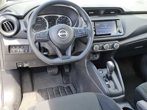 Used 2024 Nissan Kicks S image 33