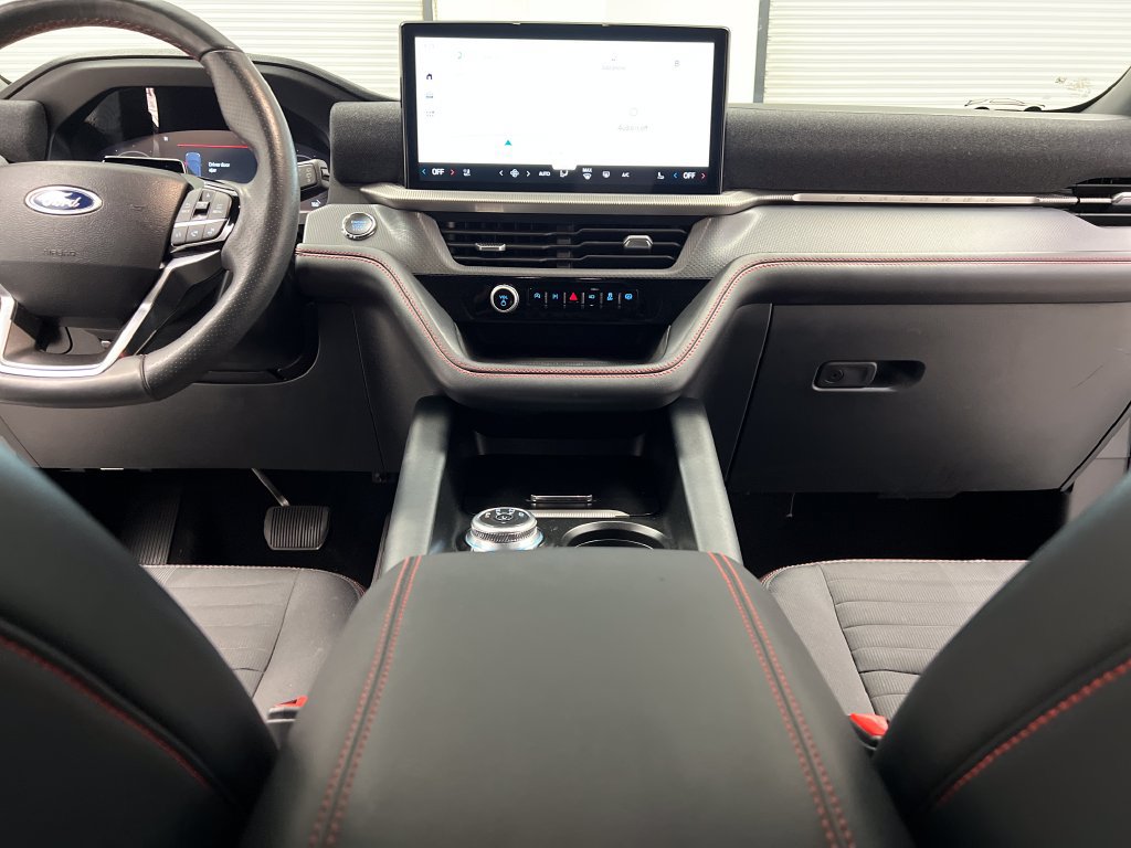 Used 2025 Ford Explorer ST-Line AWD/4WD image 48