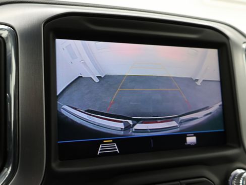 Used 2023 GMC Sierra 2500 SLE w/ SLE Convenience Package image 17