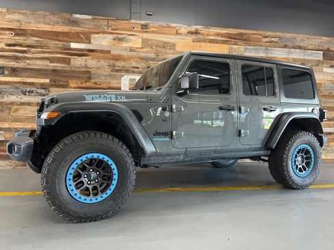 Used 2022 Jeep Wrangler Unlimited Sport AWD/4WD image 11