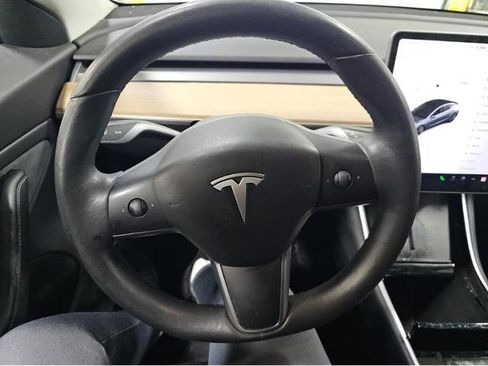 Used 2020 Tesla Model 3 Performance image 8