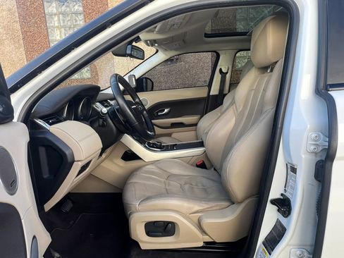 Used 2014 Land Rover Range Rover Evoque Pure Plus image 27