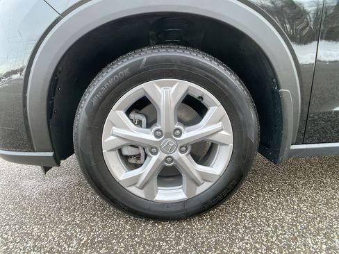 Certified 2024 Honda HR-V LX image 11