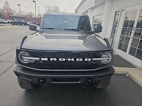 Used 2024 Ford Bronco Wildtrak image 3