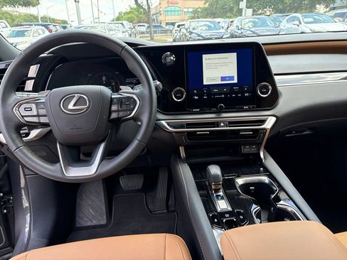 Certified 2025 Lexus RX 350 FWD image 18