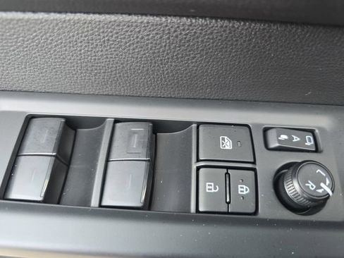 Used 2026 Toyota Tundra SR5 image 26