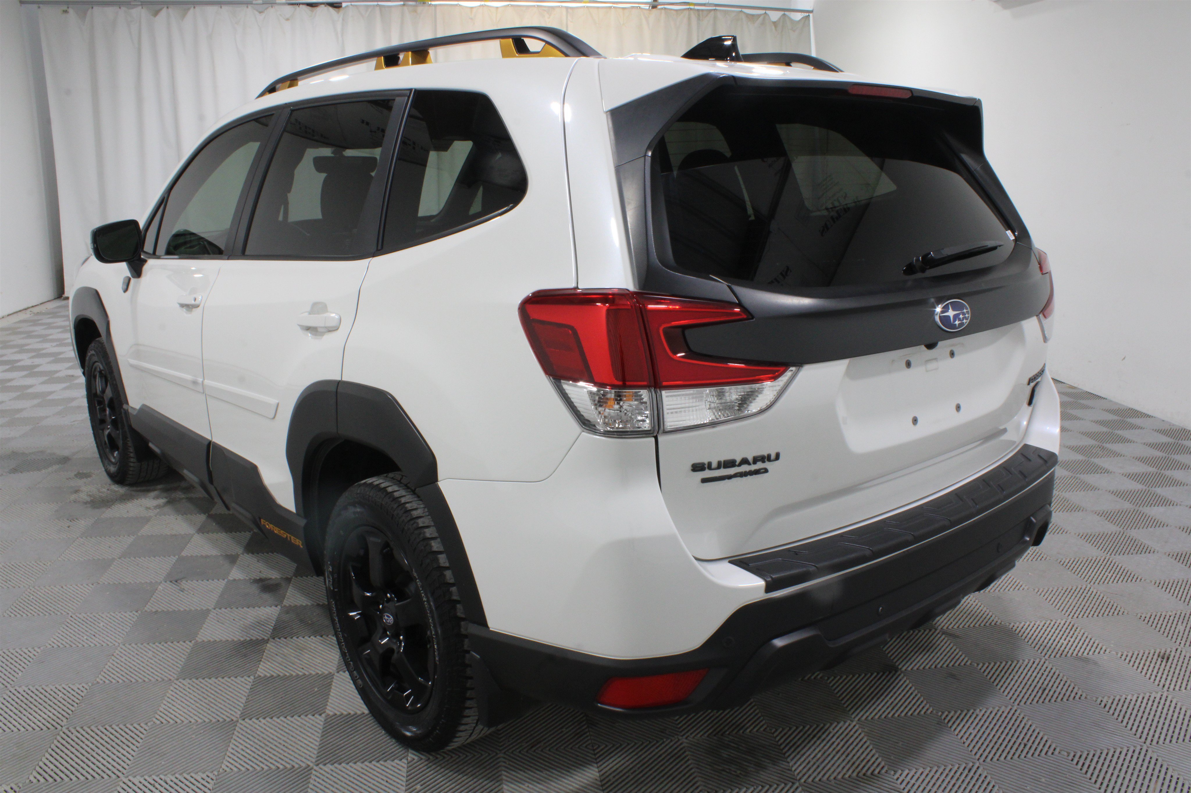 Used 2024 Subaru Forester Wilderness w/ Convenience Package AWD/4WD image 5
