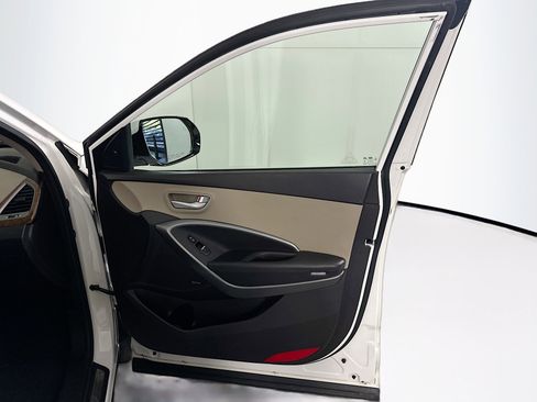 Used 2014 Hyundai Santa Fe Limited AWD/4WD image 35