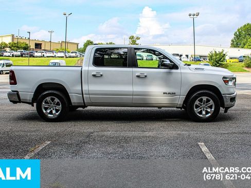 Used 2024 RAM 1500 Laramie AWD/4WD image 9