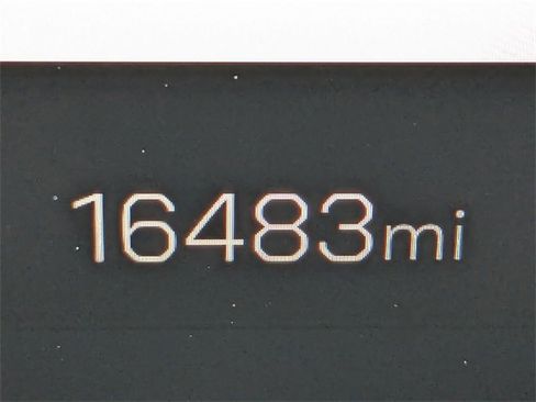 Used 2025 GMC Yukon Denali image 35