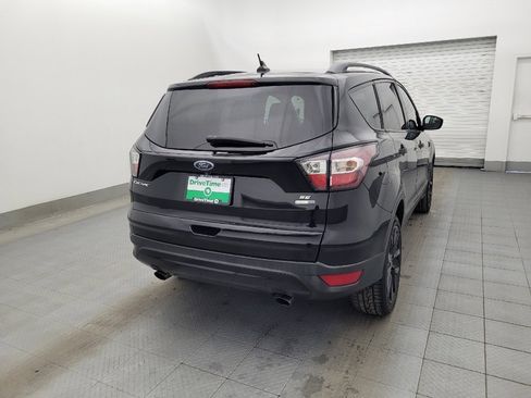 Used 2018 Ford Escape SE w/ SE Sport Appearance Package image 7