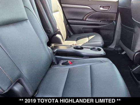 Used 2019 Toyota Highlander Limited AWD/4WD image 26