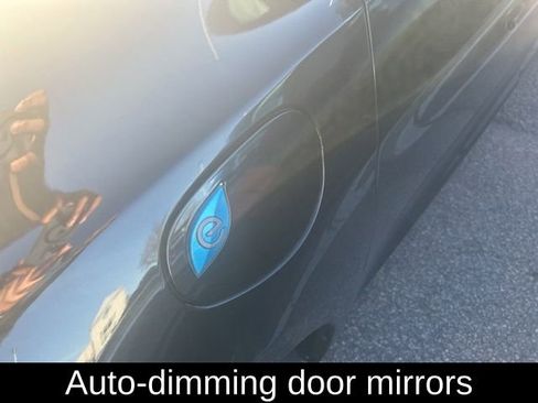 Used 2019 Chrysler Pacifica Limited w/ Advanced Safetytec Group image 41