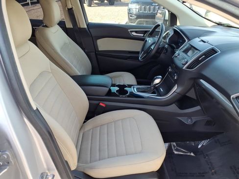 Used 2018 Ford Edge SEL image 10