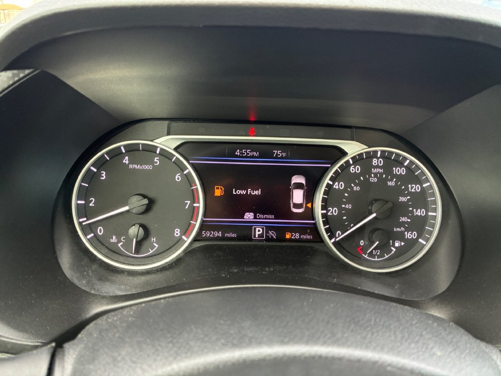 Used 2024 Nissan Sentra SV FWD image 23