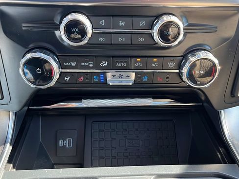 Used 2024 Ford F150 Platinum w/ Equipment Group 703A Plus AWD/4WD image 13