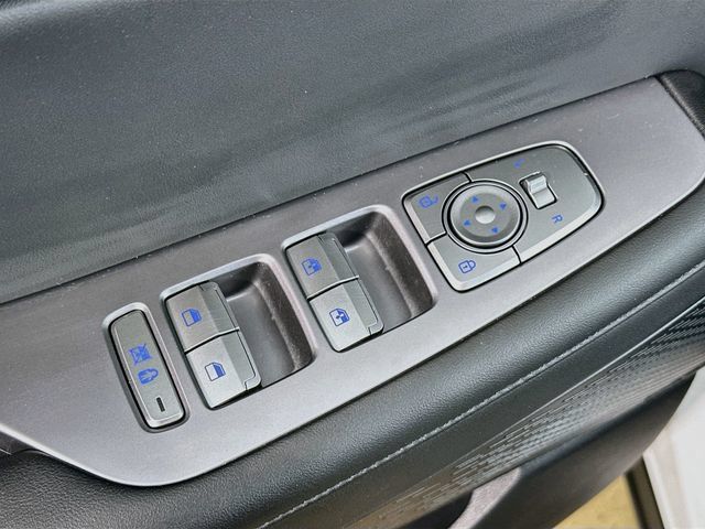 Used 2024 Hyundai Palisade Limited AWD/4WD image 18