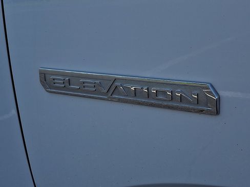 Used 2022 GMC Canyon Elevation w/ Elevation Premium Package AWD/4WD image 33