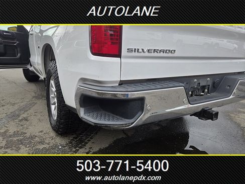Used 2020 Chevrolet Silverado 1500 LT w/ Convenience Package image 20