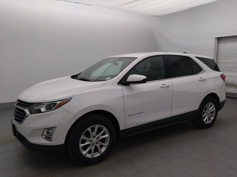 Used 2018 Chevrolet Equinox LT AWD/4WD image 2