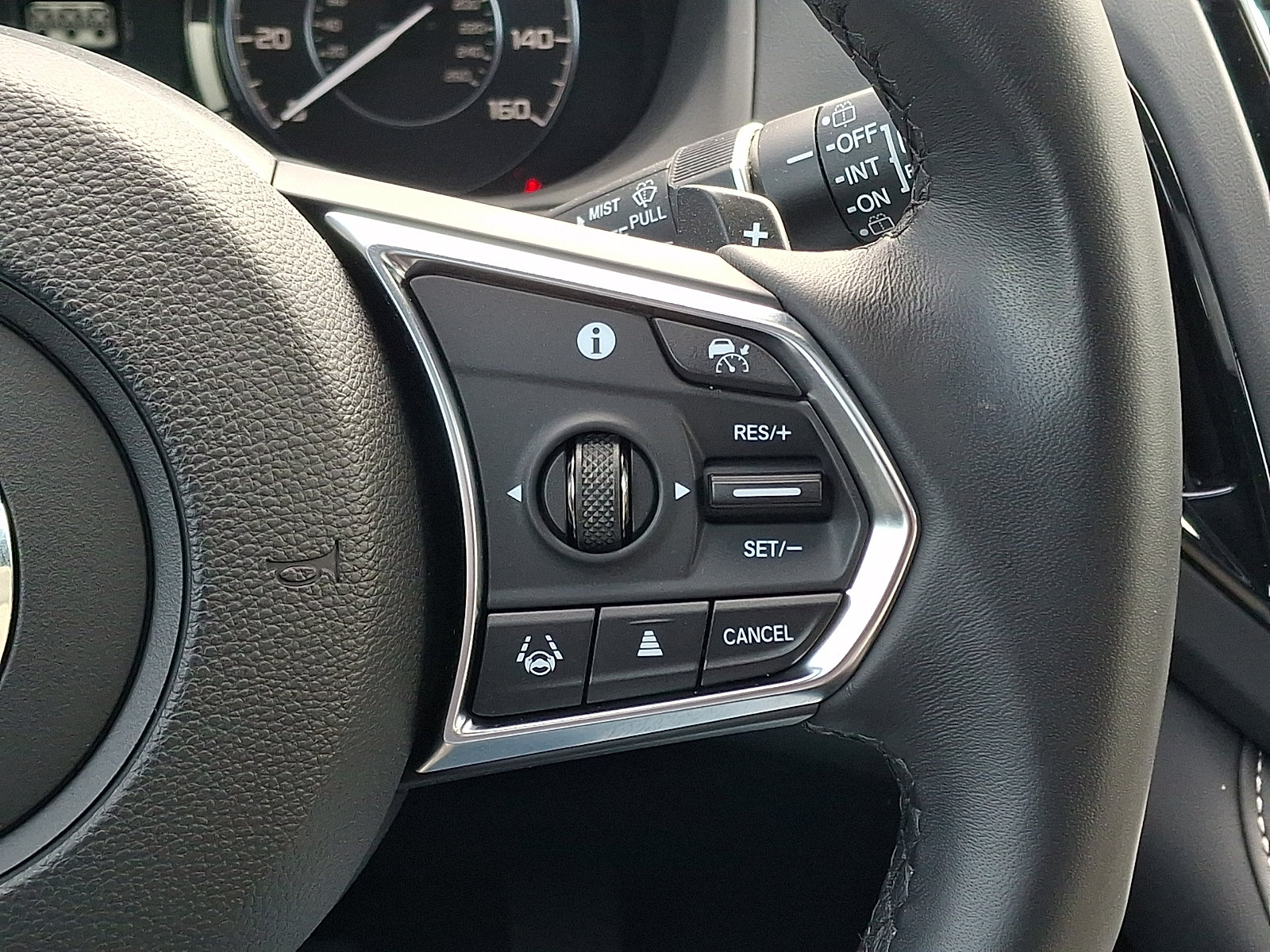 Certified 2025 Acura RDX SH-AWD image 22
