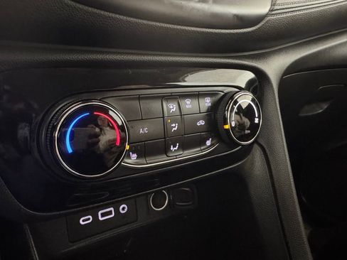 Used 2023 Buick Encore GX Preferred w/ Cold Weather Comfort Package image 15