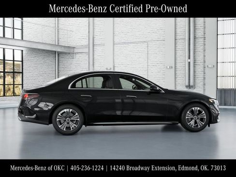 Used 2025 Mercedes-Benz E 350 4MATIC Sedan image 18