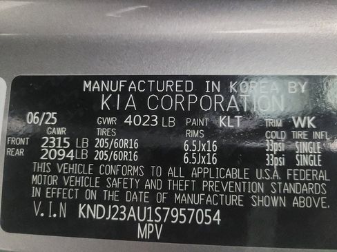 Used 2025 Kia Soul LX w/ LX Technology Package image 33