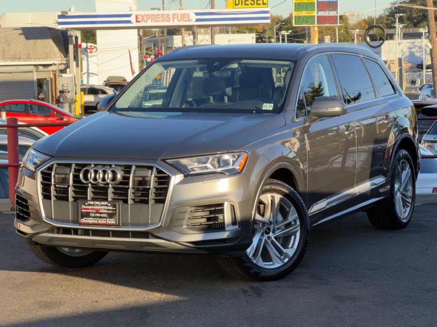 Used 2022 Audi Q7 3.0T Premium Plus w/ Premium Plus Package AWD/4WD image 9