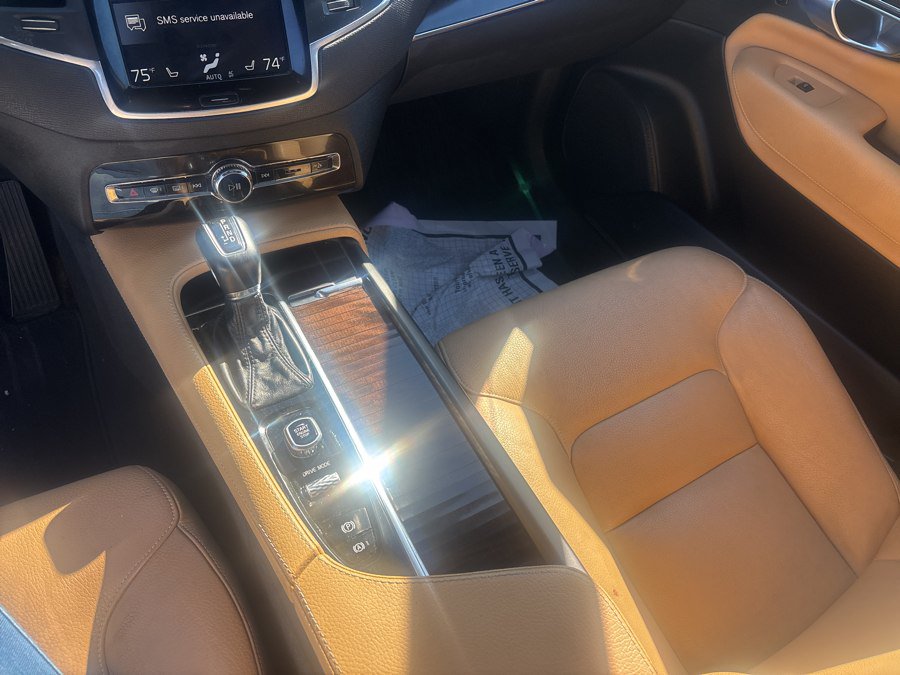 Used 2018 Volvo XC90 T5 Momentum w/ Convenience Package AWD/4WD image 23
