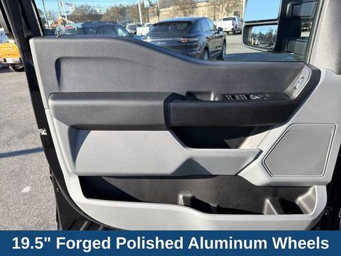 Used 2025 Ford F450 XL w/ 360-Degree Camera Package image 19