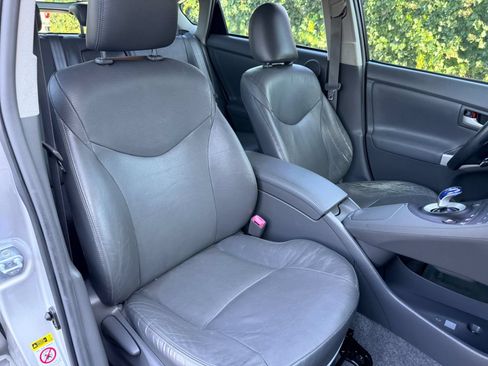 Used 2010 Toyota Prius Four FWD image 22