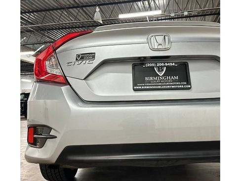 Used 2016 Honda Civic EX-T image 16