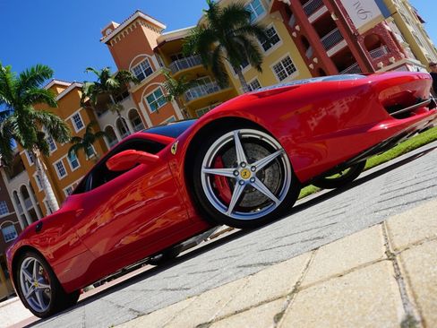 Used 2013 Ferrari 458 Italia Coupe image 33