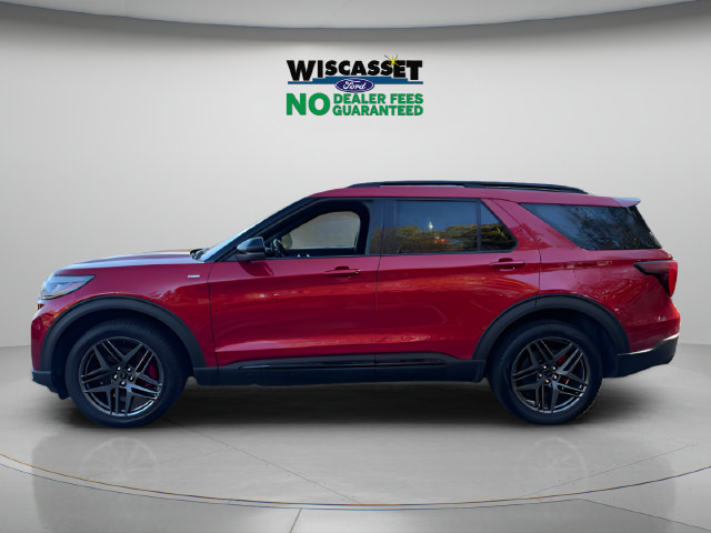 Used 2025 Ford Explorer ST-Line w/ Premium Package AWD/4WD image 2