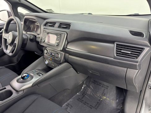 Used 2019 Nissan Leaf S w/ S Charge Package image 13