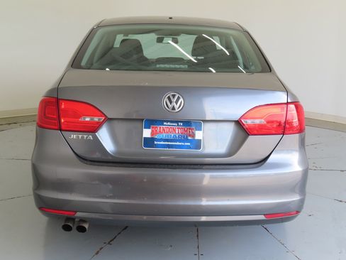 Used 2014 Volkswagen Jetta S FWD image 4