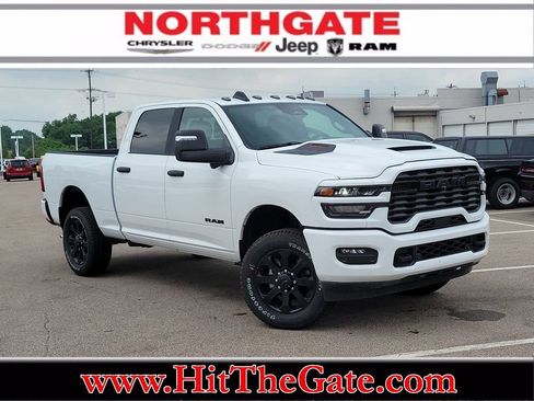 New 2026 RAM 2500 Big Horn AWD/4WD image 1
