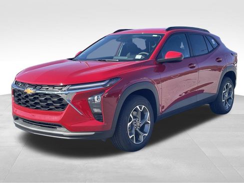 New 2026 Chevrolet Trax LT w/ Driver Confidence Package image 7