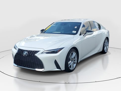 Certified 2023 Lexus IS 300 w/ Comfort Package image 3